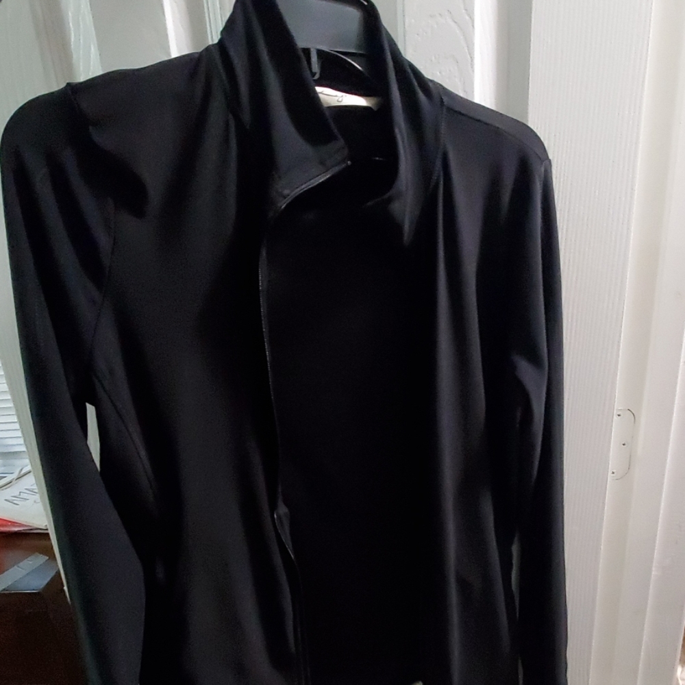 Athletic jacket